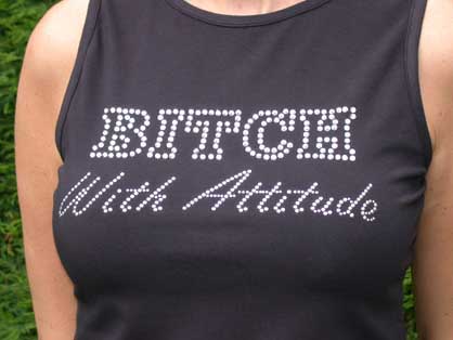 SC348: Swarovski krystallmotiv - Bitch With Attitude